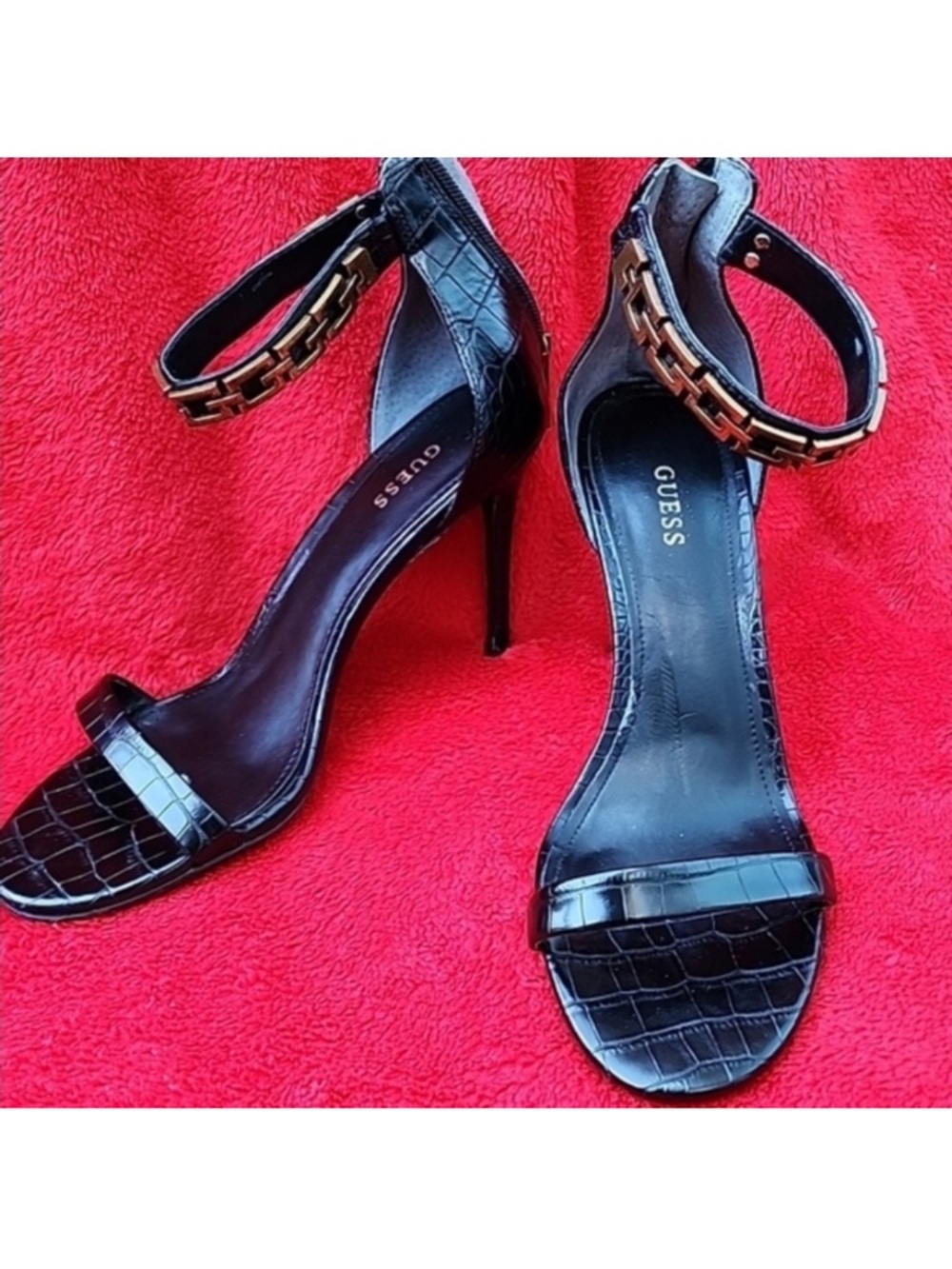 GUESS Kaida womens Pump